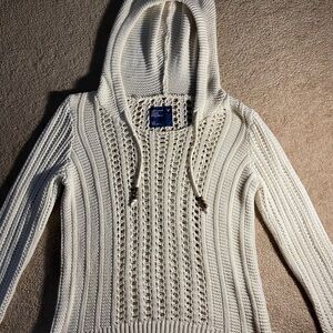 American Eagle (older) Women’s Crochet-Type Sweater with Hood - size L